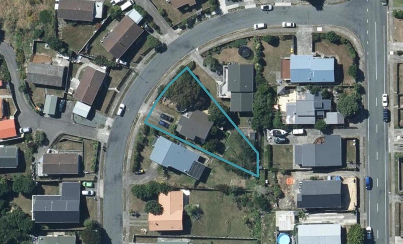 34 Rothwell Street, Titahi Bay, Porirua - Carousel 1