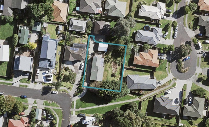 56 Blanes Road, Weymouth, Auckland - Carousel 1