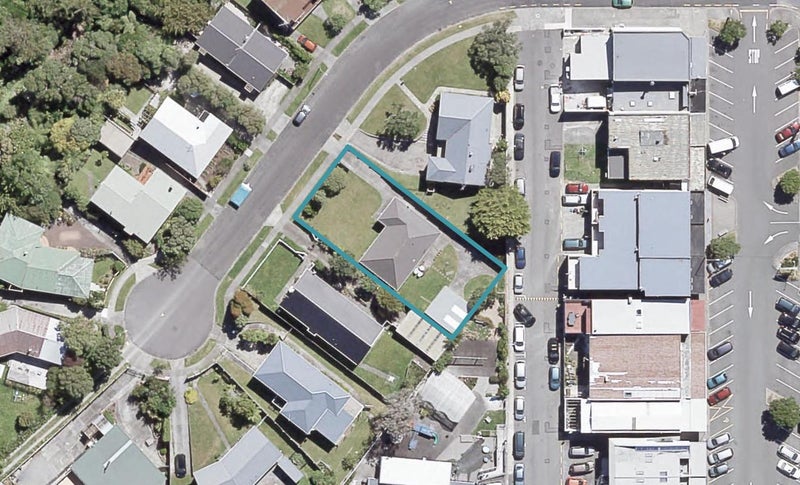 2 Holly Grove, Maungaraki, Lower Hutt - Carousel 1