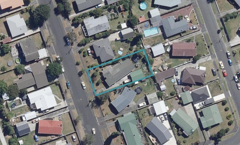 14 Fairview Street, Fairview Downs, Hamilton - Carousel 1