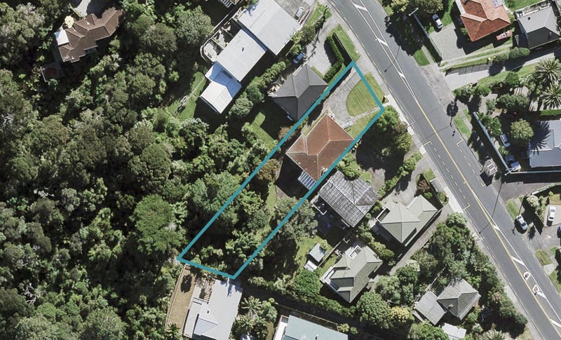 10 Waipa Street, Birkenhead, Auckland - Carousel 1