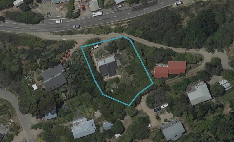294 Marine Drive, Charteris Bay, Lyttelton - Carousel 1