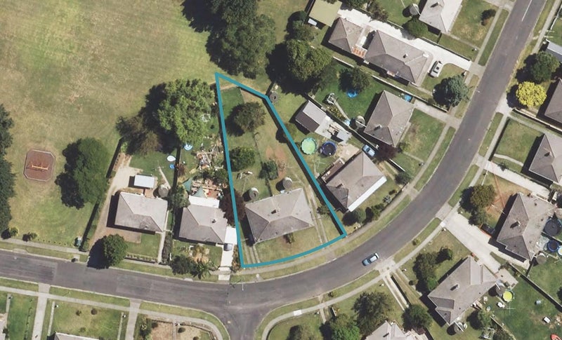 11 Abbott Street, Te Hapara, Gisborne - Carousel 1
