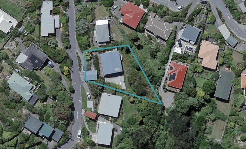 20 Dominion Park Street, Johnsonville, Wellington - Carousel 1