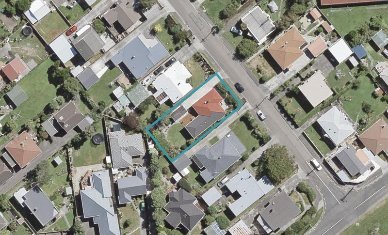 16 Avon Street, Waterloo, Lower Hutt - Carousel 1