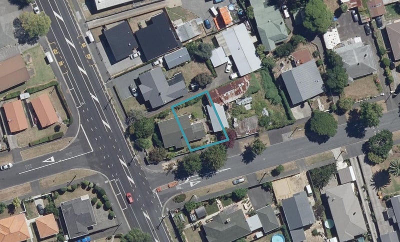 1D Claude Street, Fairfield, Hamilton - Carousel 1