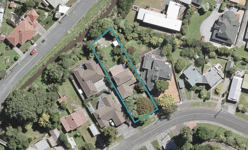 28 Wyndrum Avenue, Waterloo, Lower Hutt - Carousel 1