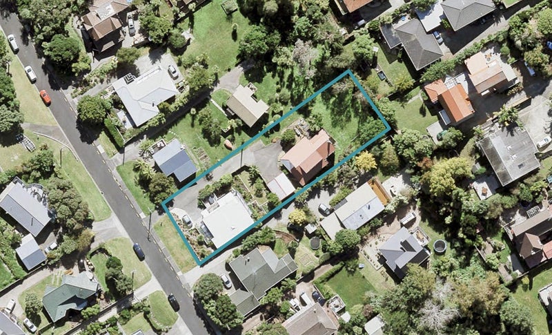 2/19 Long Bay Drive, Torbay, Auckland - Carousel 1