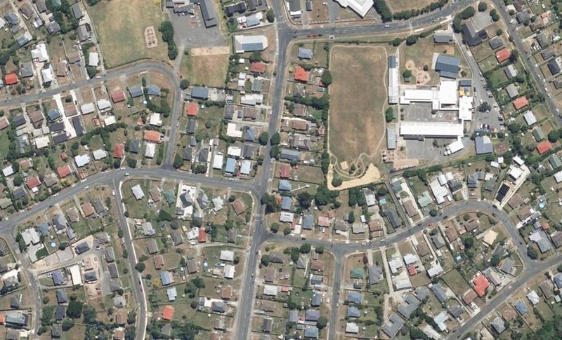 75 Te Pene Avenue, Titahi Bay, Porirua - Carousel 1