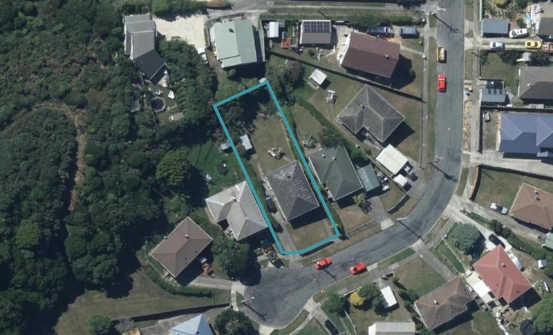 20 Aparangi Crescent, Elsdon, Porirua - Carousel 1
