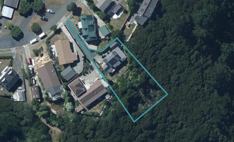 98 Mercury Way, Whitby, Porirua - Carousel 1
