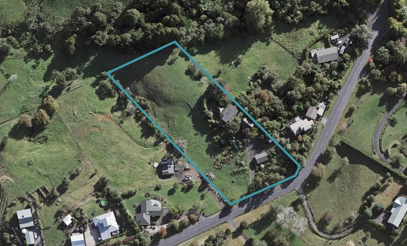 43 Pipitiwai Drive, Kaukapakapa - Carousel 1