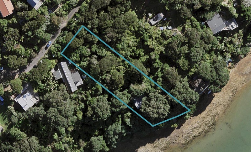 46 Albert Crescent, Ostend, Waiheke Island - Carousel 1