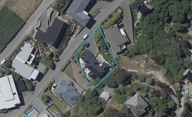 3A Challenger Lane, Redcliffs, Christchurch - Carousel 1