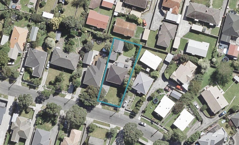 13 Tyndall Street, Waiwhetu, Lower Hutt - Carousel 1
