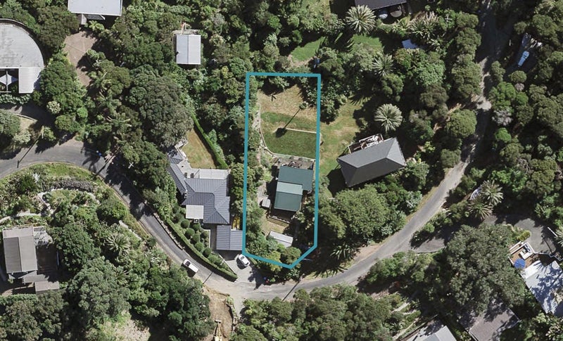 19 Tiri View Road, Palm Beach, Waiheke Island - Carousel 1