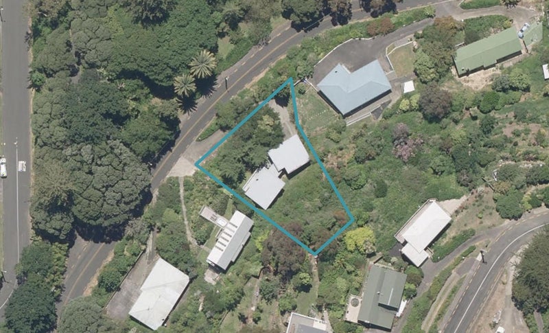 10 Mount View Road, Bastia Hill, Whanganui - Carousel 1