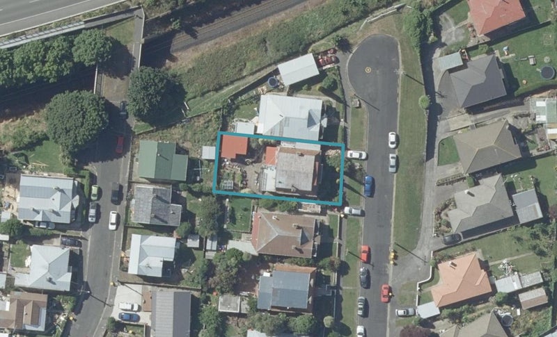 17 Asquith Street, Caversham, Dunedin - Carousel 1