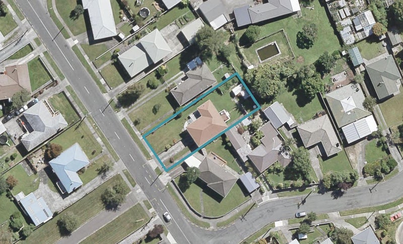 47 Horoeka Street, Stokes Valley, Lower Hutt - Carousel 1