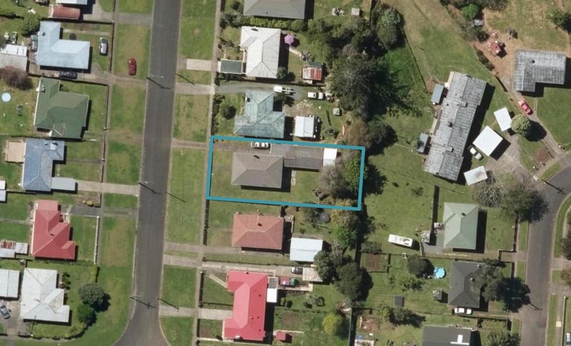 7 Taraire Crescent, Otangarei, Whangarei - Carousel 1