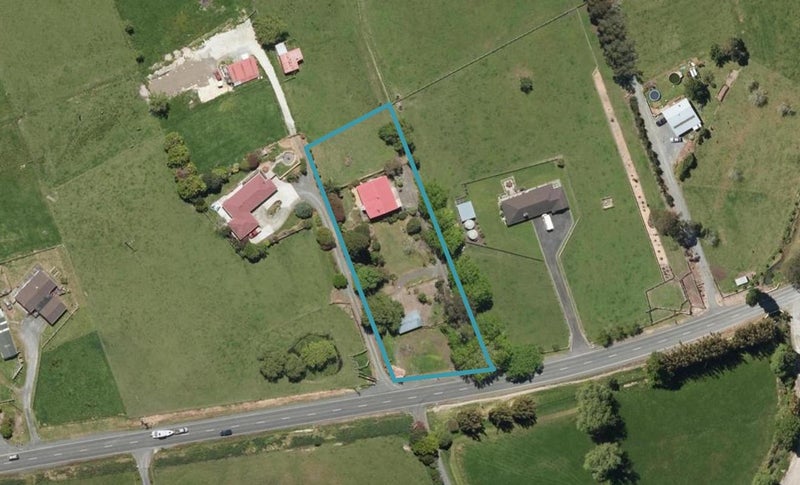 24 Maungakaramea Road, Whangarei - Carousel 1