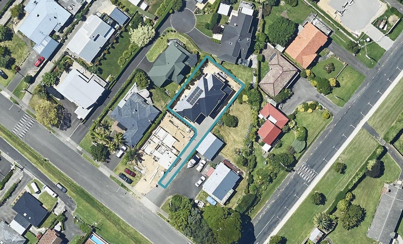 43 Thirteenth Avenue, Tauranga South, Tauranga - Carousel 1