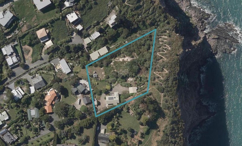 115 Taylors Mistake Road, Scarborough, Christchurch - Carousel 1