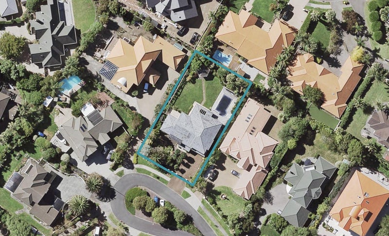 20 Del Mar Court, Shamrock Park, Auckland - Carousel 1