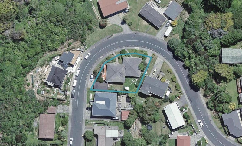 18A Percy Dyett Drive, Karori, Wellington - Carousel 1