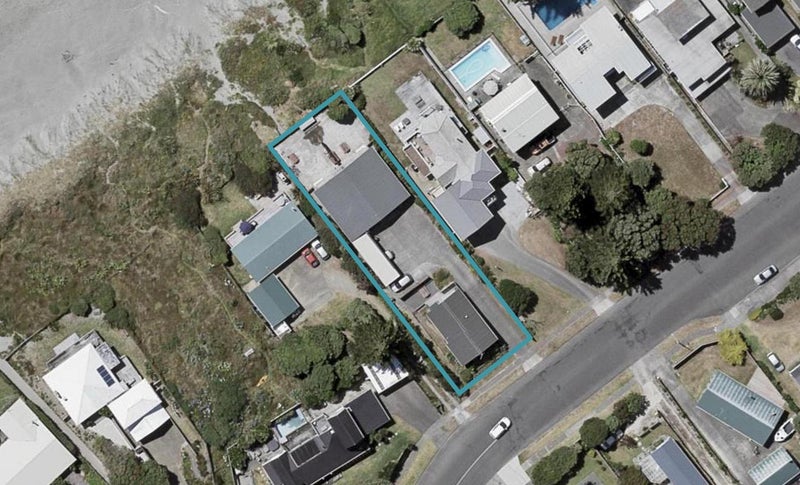 143 Tutere Street, Waikanae Beach, Waikanae - Carousel 1