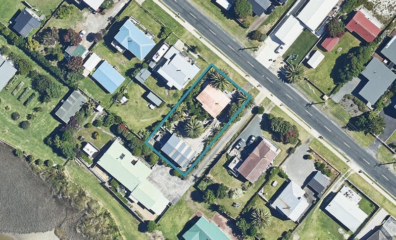 556 Pukehina Parade, Pukehina, Te Puke - Carousel 1