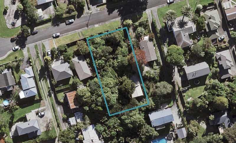 54 Park Road, Glenfield, Auckland - Carousel 1