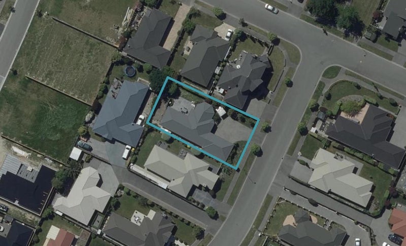 21 Cassinia Gardens, Aidanfield, Christchurch - Carousel 1