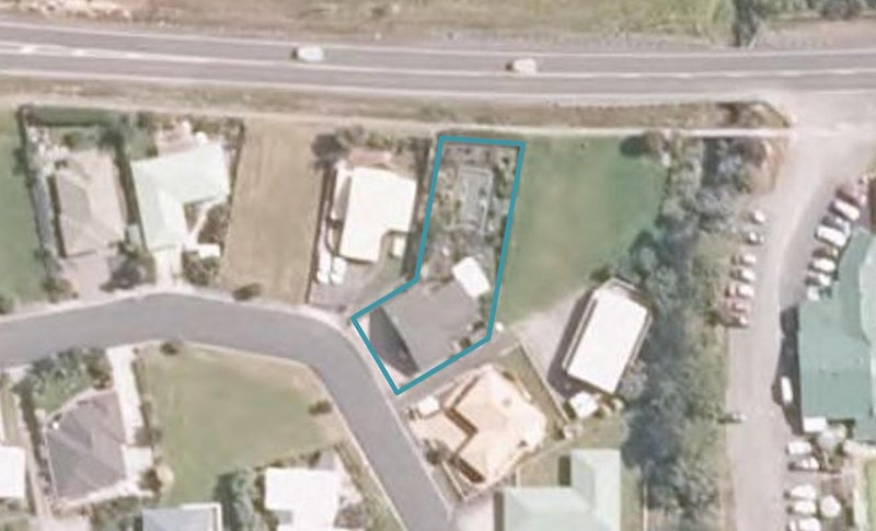 14 Pohutukawa Drive, Cable Bay, Cable Bay - Carousel 1