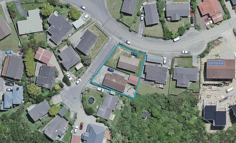 12A Cathie Place, Karori, Wellington - Carousel 1