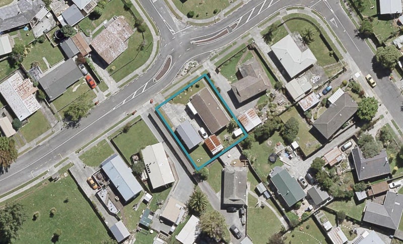 84 Norana Road, Timberlea, Upper Hutt - Carousel 1