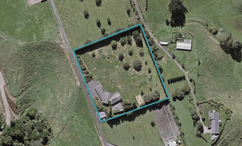 23 Eva Road, Ridgewood, New Plymouth - Carousel 1