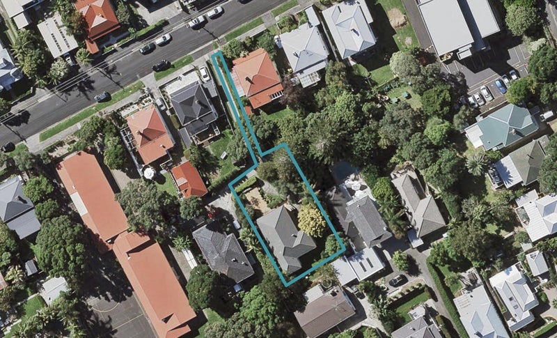 10B Owens Road, Devonport, Auckland - Carousel 1