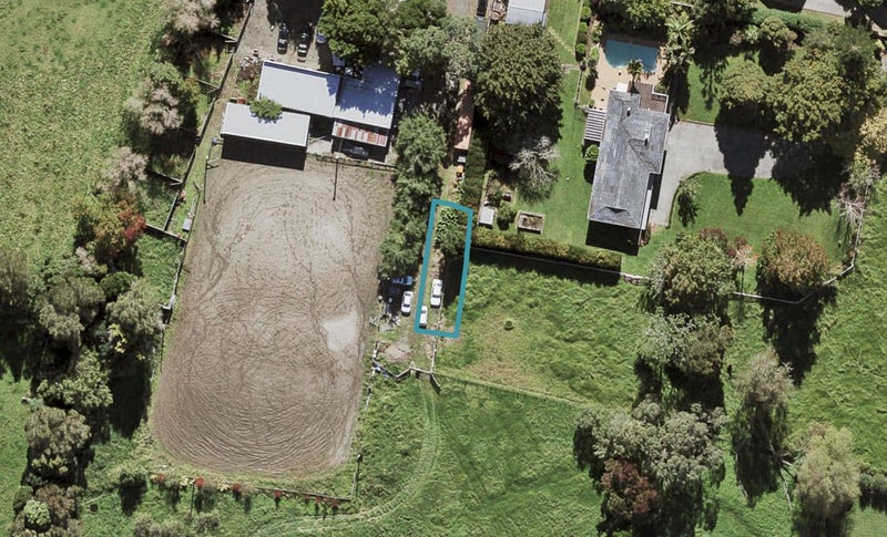 22 Rahopuru Road, Westgate, Auckland - Carousel 1