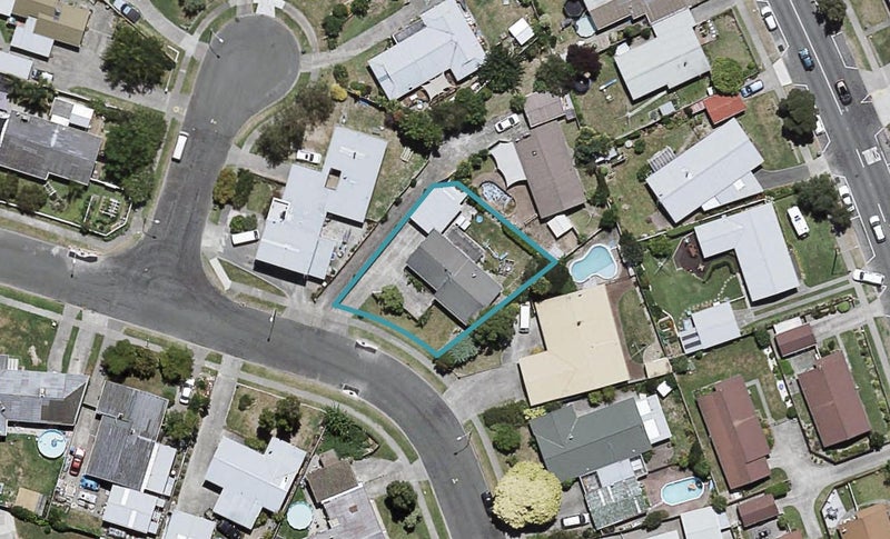 10 Argyll Crescent, Tamatea, Napier - Carousel 1
