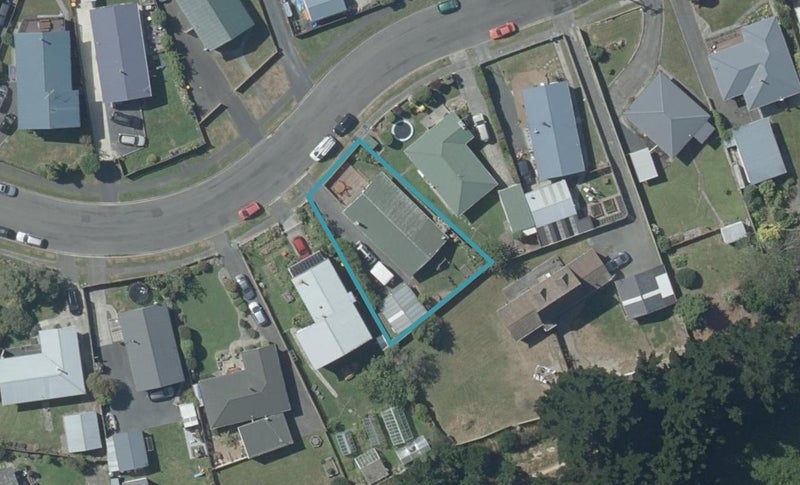 7 Dakota Place, Waldronville, Dunedin - Carousel 1