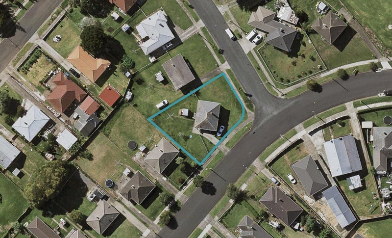 92 Gilbert Road, Otara, Auckland - Carousel 1