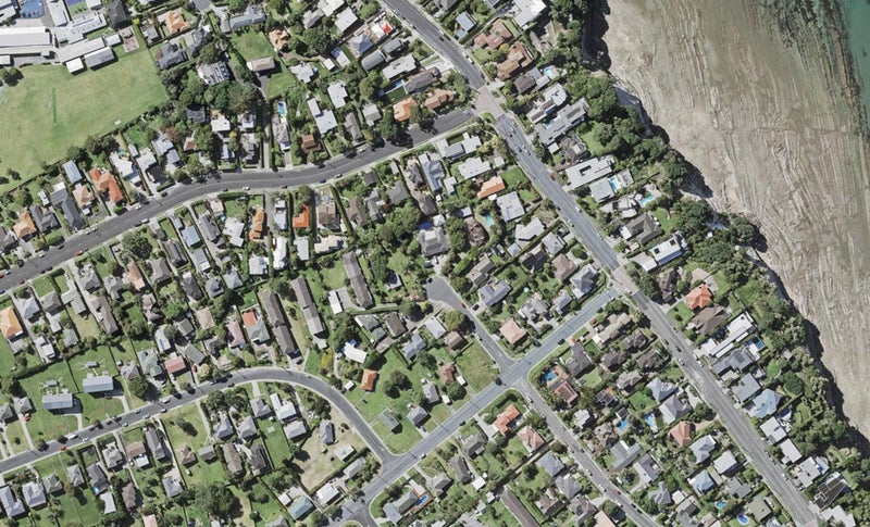 50 Merani Street, Belmont, Auckland - Carousel 1