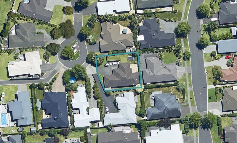 15 Redhaven Place, Bethlehem, Tauranga - Carousel 1