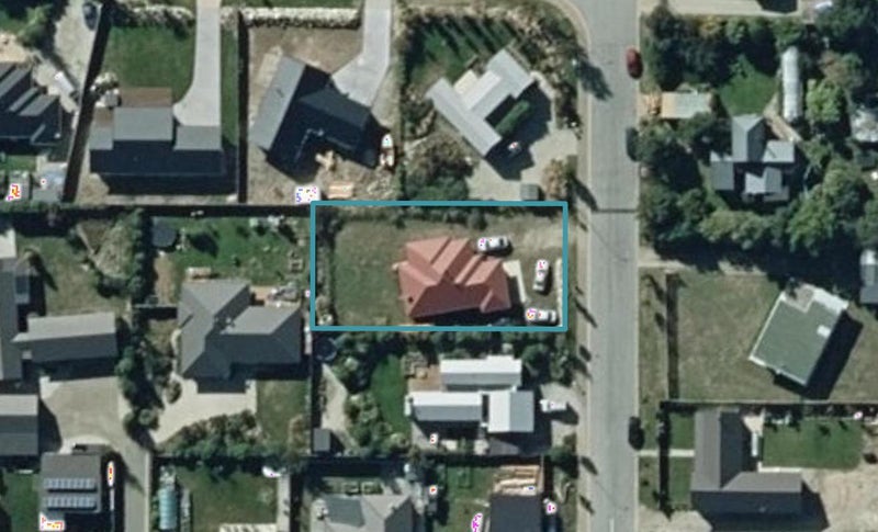 18 Bell Street, Wanaka - Carousel 1