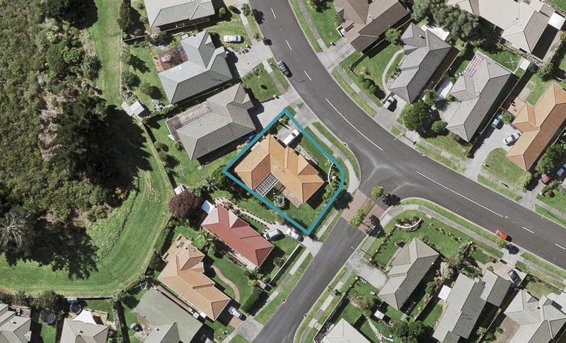 165 Burswood Drive, Burswood, Auckland - Carousel 1