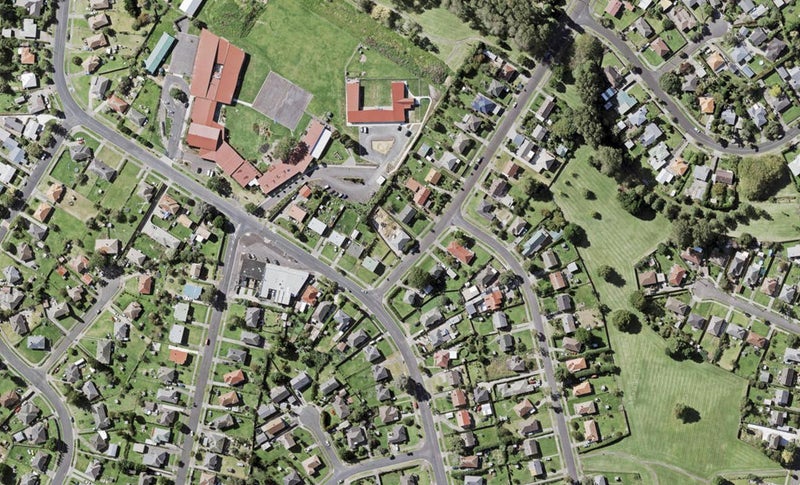 47 Paddington Street, Glen Innes, Auckland - Carousel 1