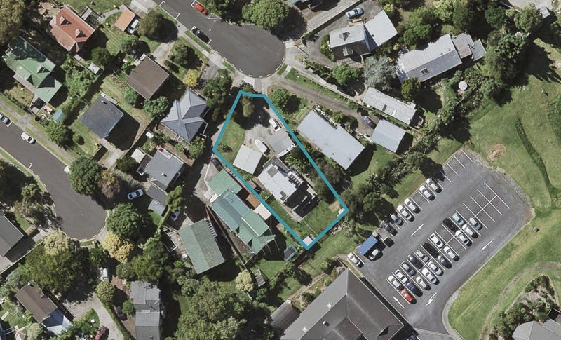 20 Kitewao Street, Northcote, Auckland - Carousel 1