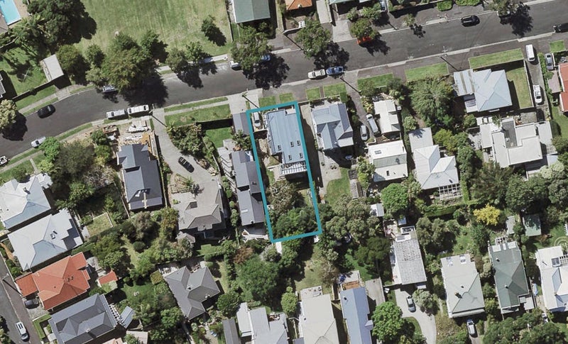31 Hastings Parade, Devonport, Auckland - Carousel 1