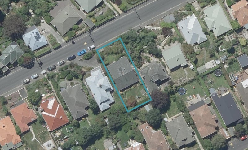 128 Signal Hill Road, Opoho, Dunedin - Carousel 1